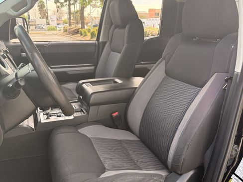 Used 2014 Toyota Tundra SR5 w/ TRD Off Road Package image 31