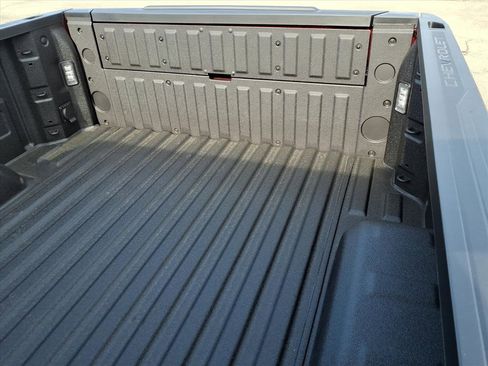 New 2026 Chevrolet Silverado 1500 LTZ w/ LTZ Premium Package image 11