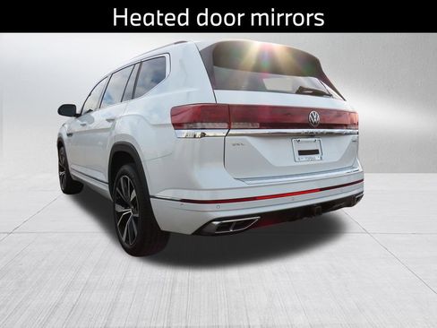 Certified 2024 Volkswagen Atlas SEL Premium R-Line image 9