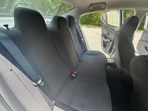 Used 2025 Nissan Sentra S FWD image 33
