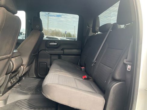 Used 2024 Chevrolet Silverado 2500 Custom w/ Custom Value Package image 14