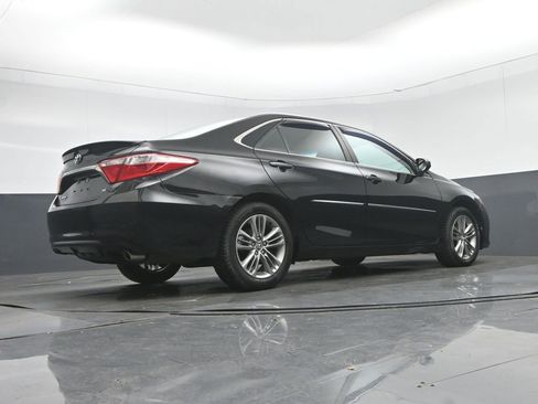 Used 2016 Toyota Camry SE w/ Protection Package (Q2) FWD image 53