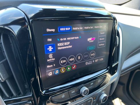 Used 2024 Chevrolet Traverse RS w/ LPO, Floor Liner Package AWD/4WD image 15