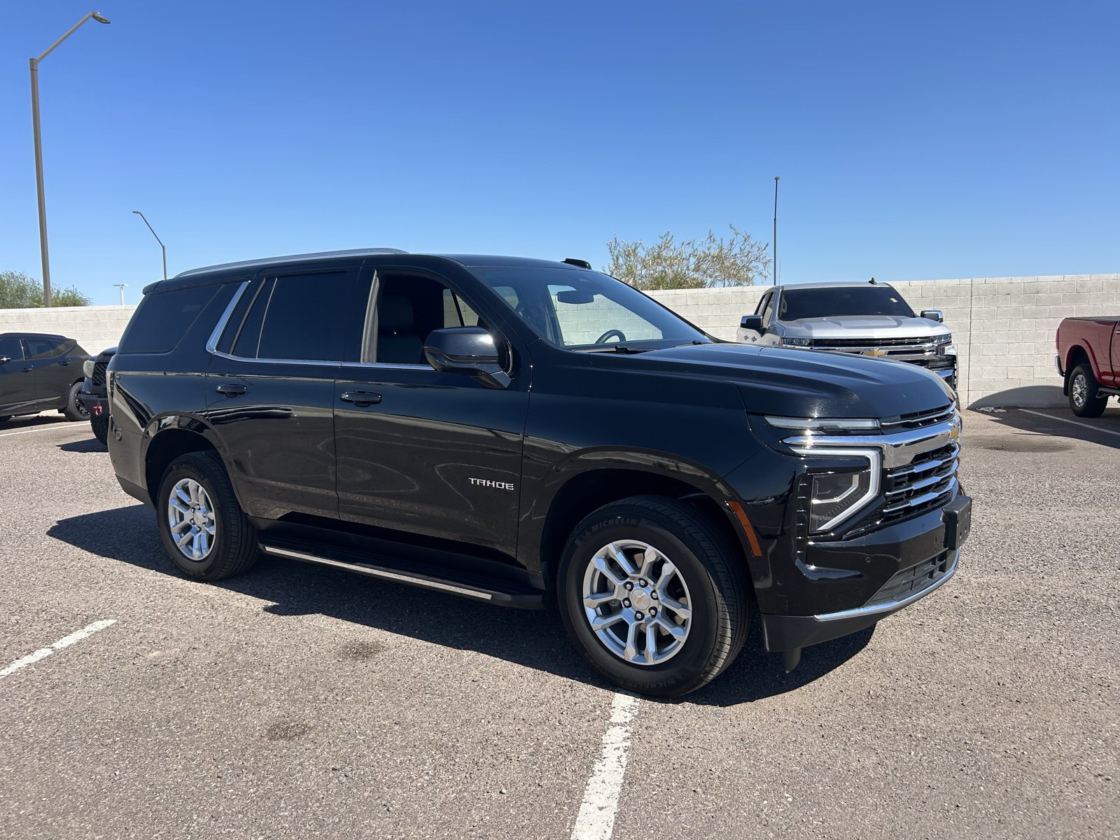 Used 2025 Chevrolet Tahoe LT AWD/4WD image 8
