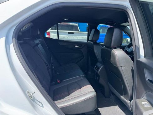 Used 2024 Chevrolet Equinox RS AWD/4WD image 10