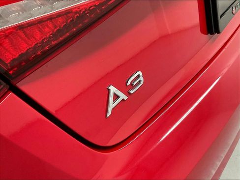 Used 2017 Audi A3 e-tron Premium w/ Sport Package FWD image 32