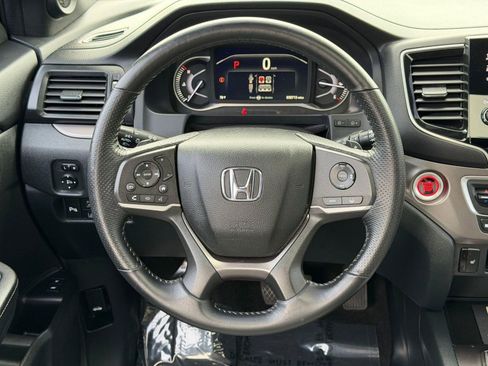 Used 2023 Honda Passport EX-L image 17