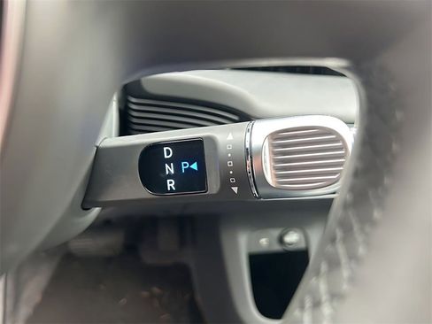 Certified 2023 Hyundai Ioniq 5 SE image 16