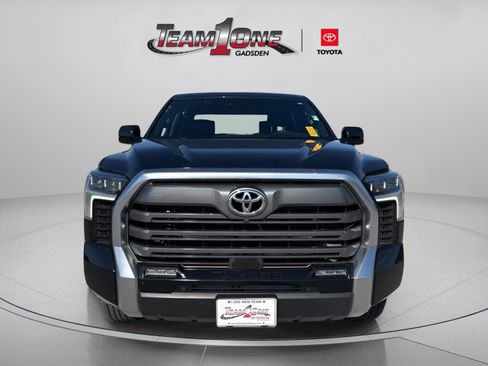 Used 2025 Toyota Tundra Limited image 2