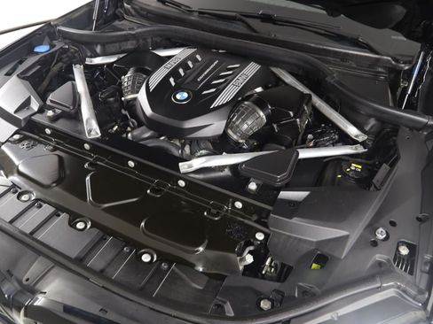 Used 2020 BMW X5 M50i w/ Executive Package AWD/4WD image 19