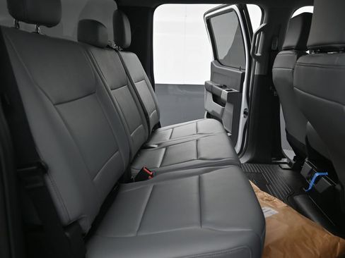 New 2025 Ford F350 XL AWD/4WD image 23