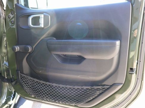 Used 2021 Jeep Wrangler Unlimited Sport image 8