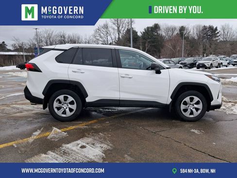 Used 2023 Toyota RAV4 LE image 5