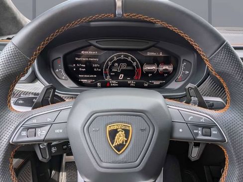 Used 2024 Lamborghini Urus S AWD/4WD image 42