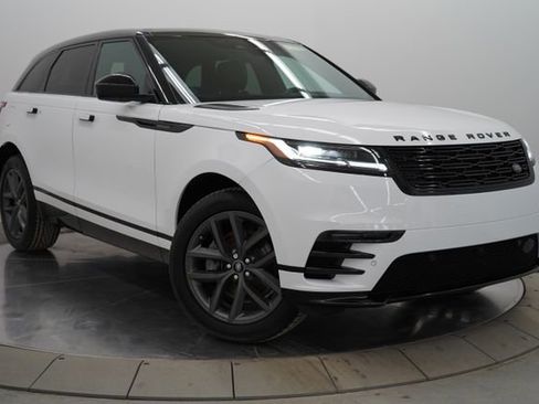 Used 2024 Land Rover Range Rover Velar Dynamic SE AWD/4WD image 3