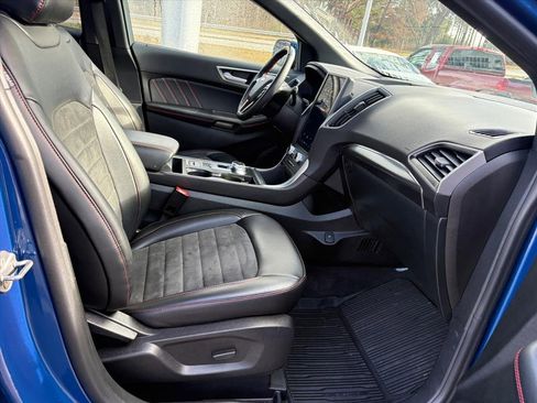 Used 2024 Ford Edge ST-Line image 17