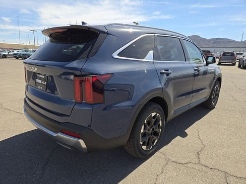 New 2026 Kia Sorento S FWD image 3