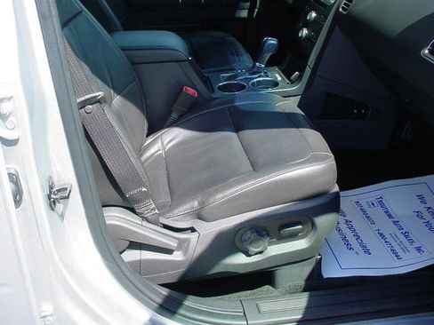 Used 2018 Ford Flex SEL w/ Equipment Group 202A image 22