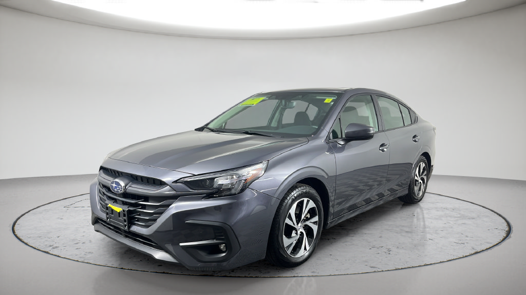 Used 2025 Subaru Legacy Premium AWD/4WD image 1