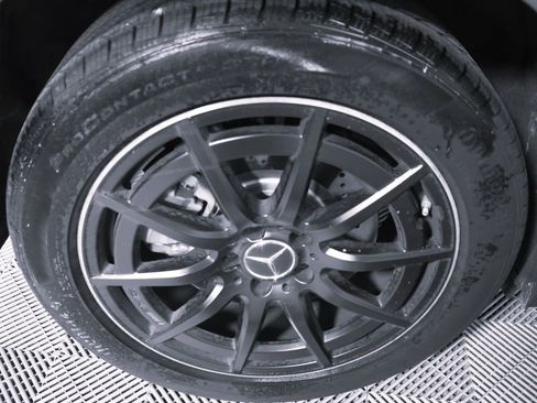 Used 2025 Mercedes-Benz GLA 35 AMG 4MATIC image 8