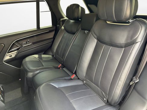 Certified 2022 Land Rover Range Rover Long Wheelbase First Edition AWD/4WD image 12