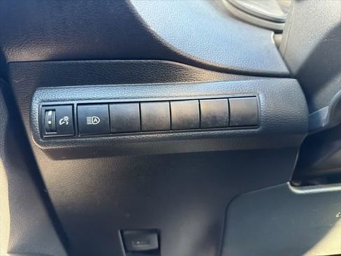 Used 2024 Toyota Corolla LE image 30