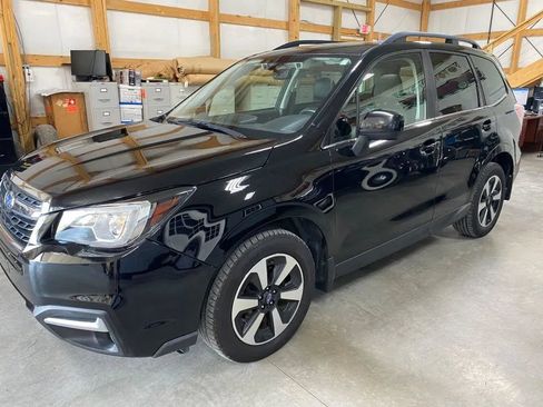 Used 2018 Subaru Forester 2.5i Limited AWD/4WD image 11