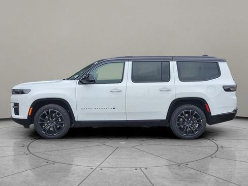 New 2026 Jeep Grand Wagoneer Summit AWD/4WD image 9