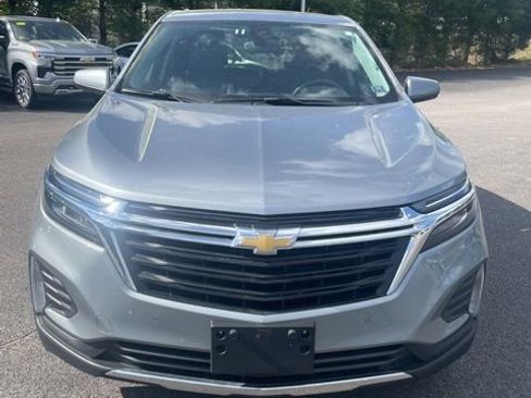 Used 2024 Chevrolet Equinox LT AWD/4WD image 2