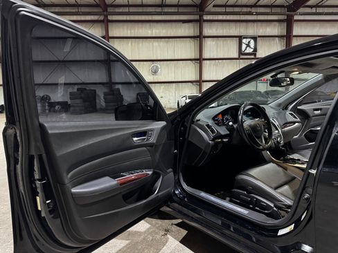 Used 2016 Acura TLX - image 12