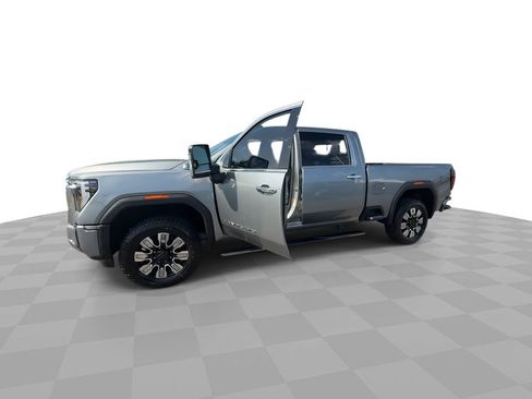 Certified 2024 GMC Sierra 2500 Denali w/ Denali Reserve Package AWD/4WD image 4