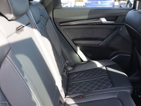 Used 2023 Audi SQ5 Premium Plus w/ Premium Plus Package image 13