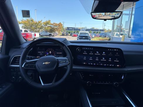 New 2026 Chevrolet Tahoe Premier image 2