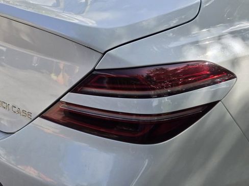 Used 2023 Genesis G70 2.0T image 9