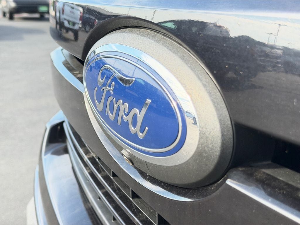 Used 2019 Ford F150 Lariat w/ Equipment Group 502A Luxury AWD/4WD image 34