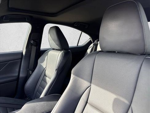Used 2022 Lexus IS 350 F Sport RWD image 17
