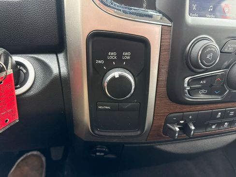 Used 2018 RAM 2500 Laramie AWD/4WD image 18
