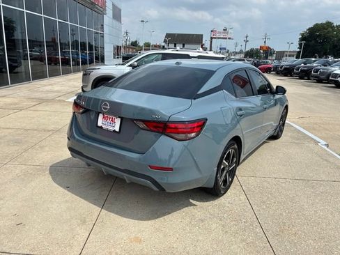 Used 2024 Nissan Sentra SV FWD image 7