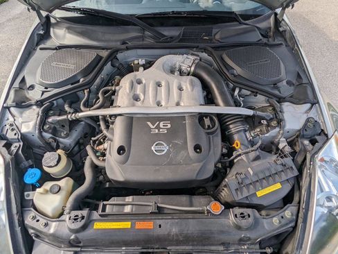 Used 2004 Nissan 350Z Touring image 19