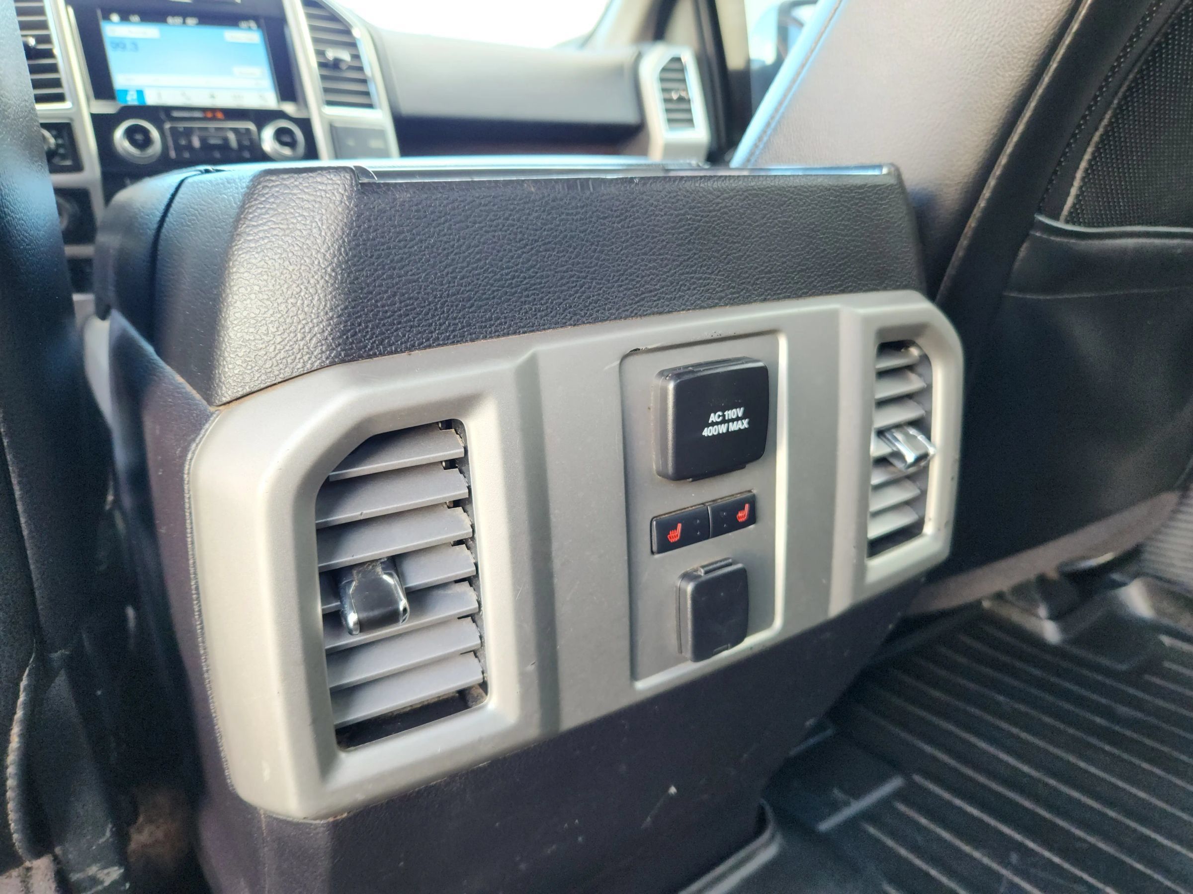 Used 2016 Ford F150 Lariat w/ Equipment Group 502A Luxury AWD/4WD image 19