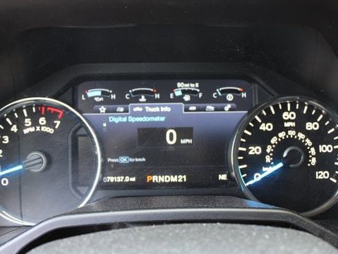 Used 2016 Ford F150 Lariat w/ Equipment Group 502A Luxury image 9