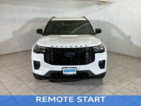 Used 2025 Ford Explorer ST-Line w/ ST-Line Street Pack image 20