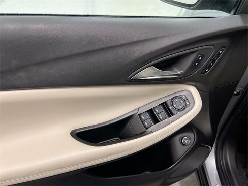 Used 2023 Buick Encore GX Essence w/ Experience Buick Package image 21