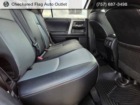Used 2018 Toyota 4Runner SR5 Premium AWD/4WD image 48