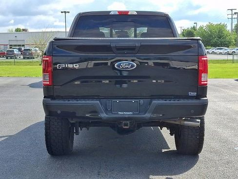 Used 2017 Ford F150 XLT w/ Equipment Group 302A Luxury AWD/4WD image 8