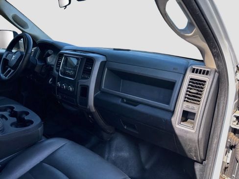 Used 2014 RAM 2500 Tradesman RWD image 25