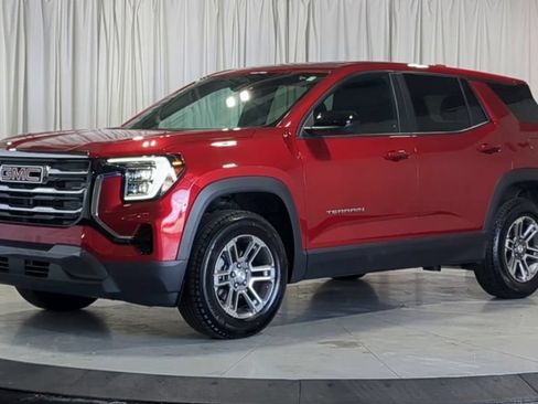 Used 2025 GMC Terrain Elevation FWD image 5