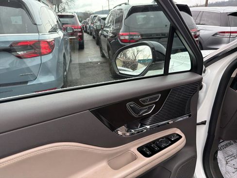 Used 2022 Lincoln Corsair Standard AWD w/ Equipment Group 101A image 15