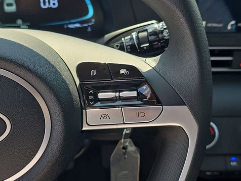 New 2026 Hyundai Elantra SE FWD image 25