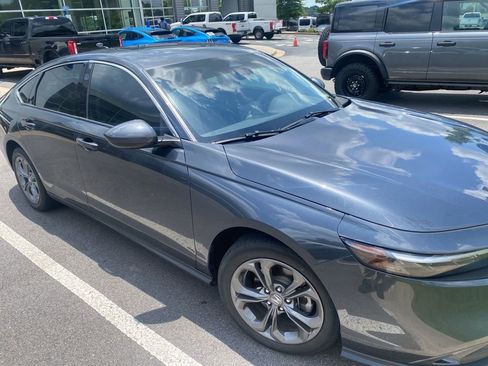 Used 2023 Honda Accord EX image 3